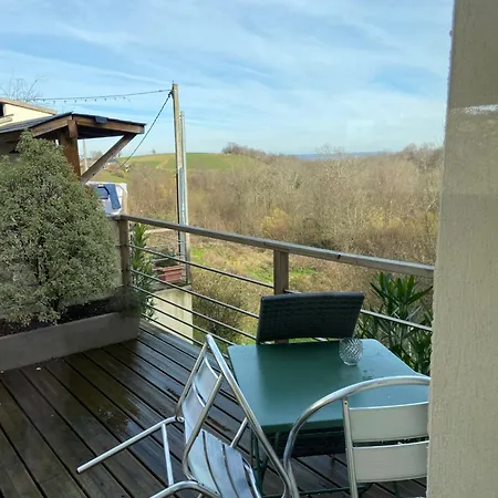 Gite De Lasbareilles Narcastet Extérieur photo